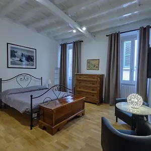 Apartamento Domus Pastini, Roma