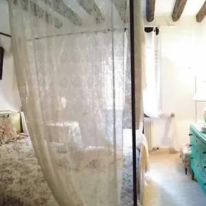 residenza-ofelia.hotelinveneto.com/